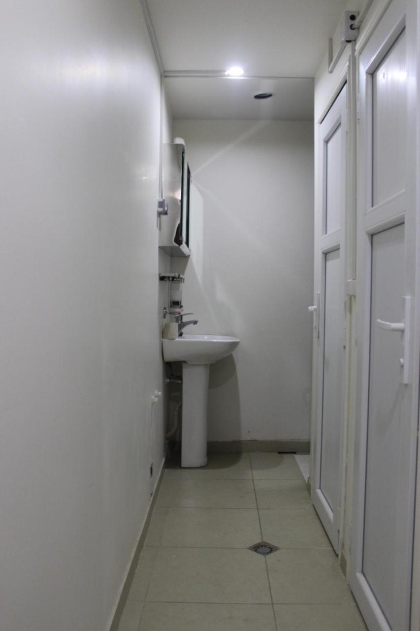 Global Hostel - Marjanishvili ティビリシ エクステリア 写真